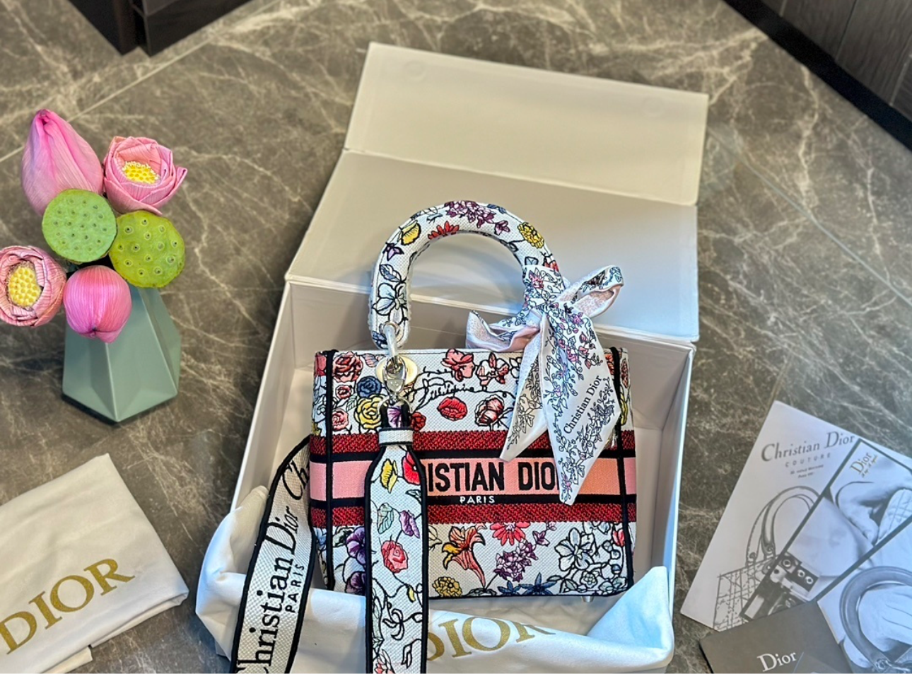 Lady D!or Floral Summer