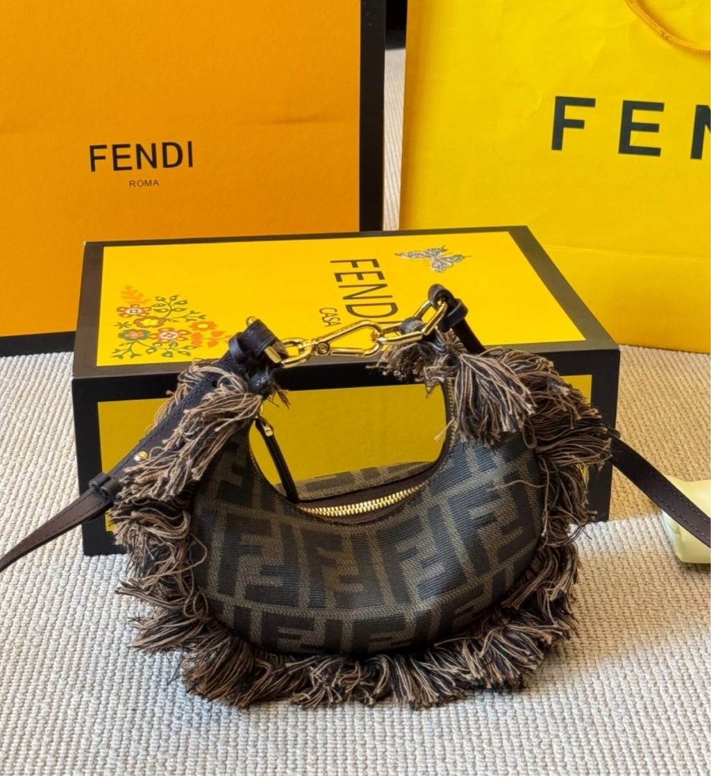 F3ndi TasselBag