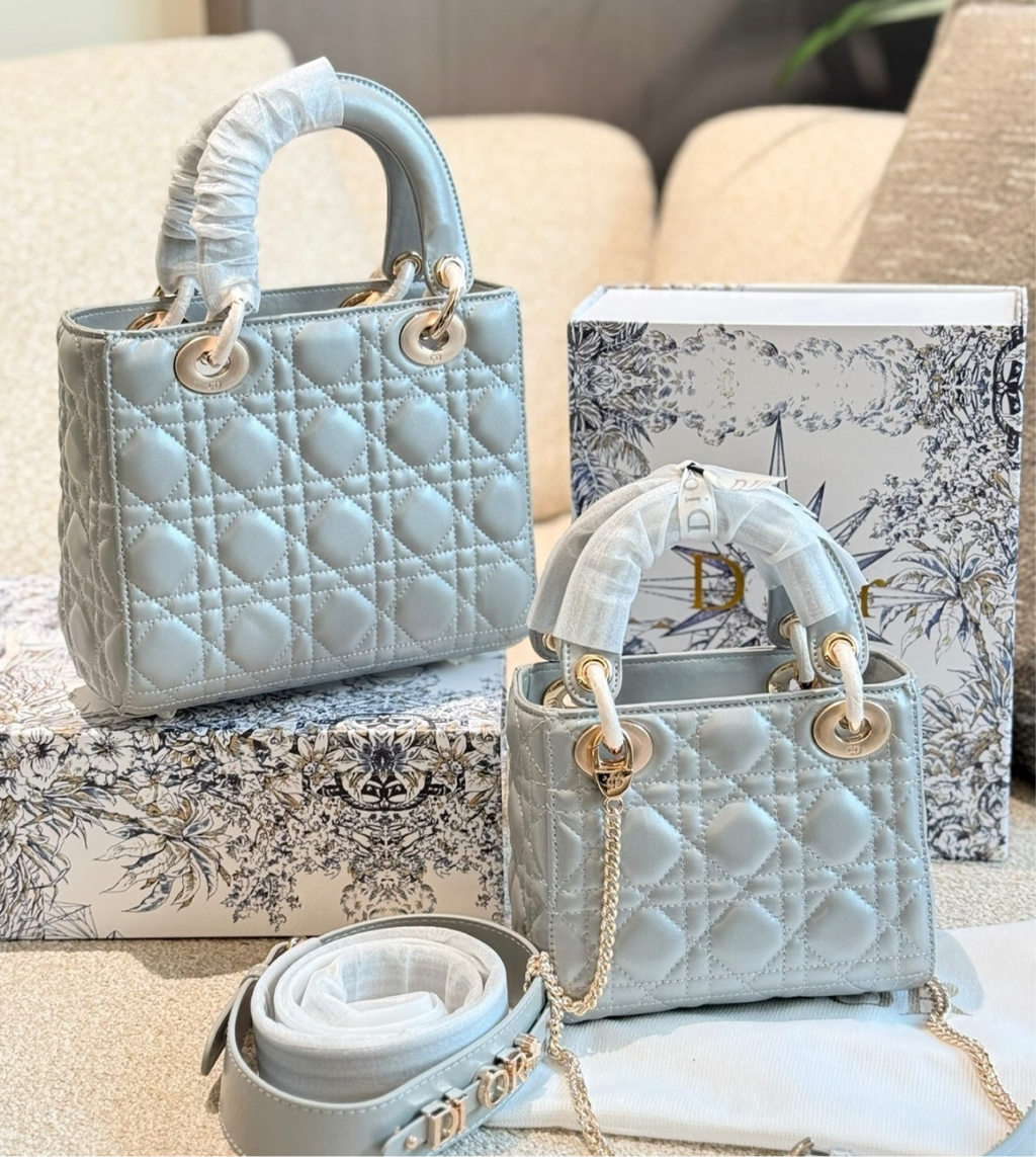 Iridescent Lady D!or